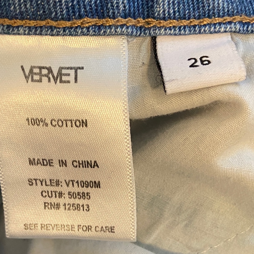 Altar'd State Vervet 100% Cotton Boyfriend Jeans Woman’s 26 Thrashed High-Rise - Picture 11 of 11